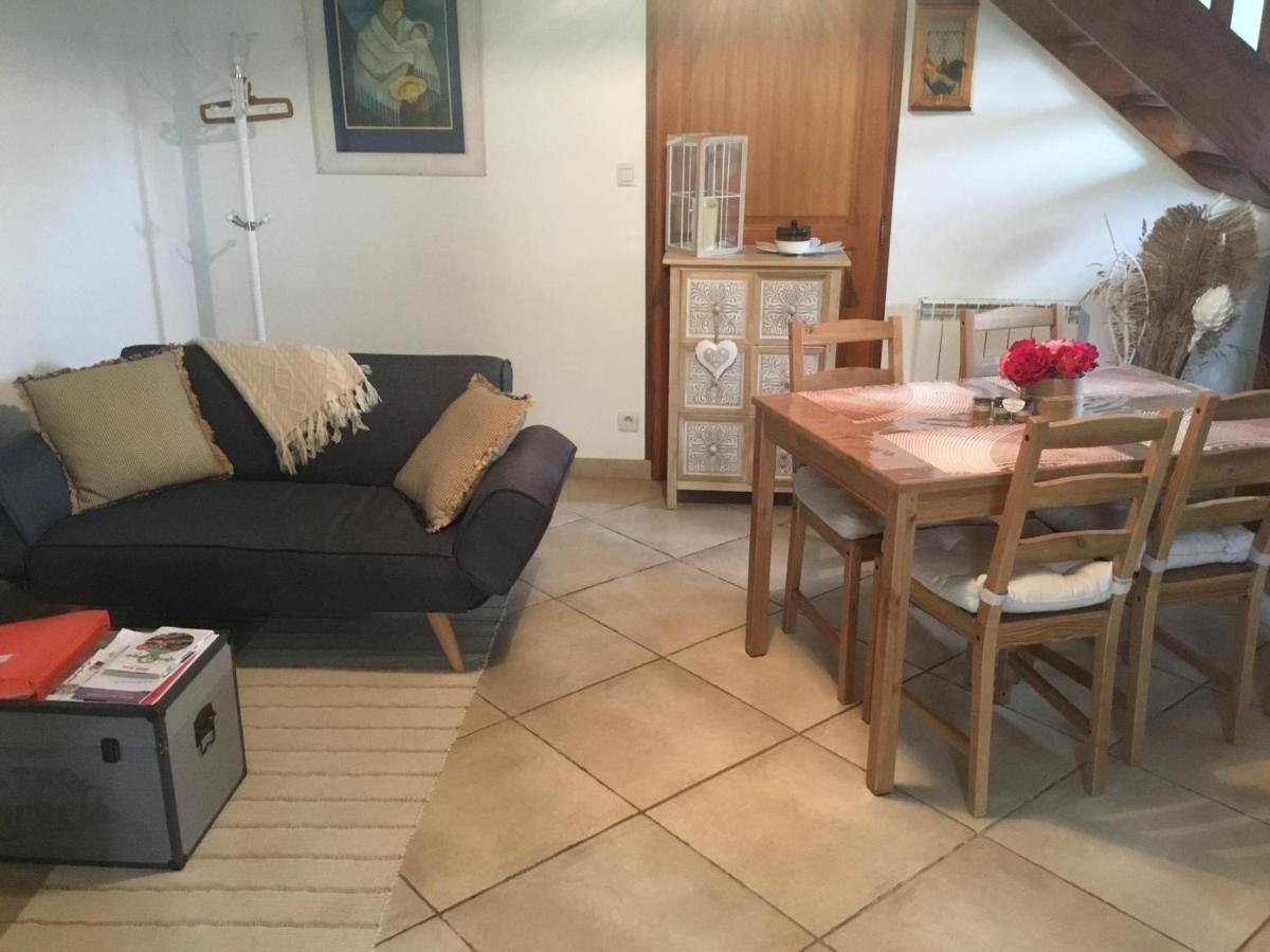 Gite Studio Duplex A La Campagne Au Calme Assure Margouet-Meymes Exteriör bild